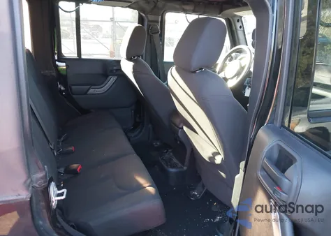 2016 Jeep Wrangler Unlimited Sport z USA, uszkodzony, nr VIN 1C4BJWDG4GL107349